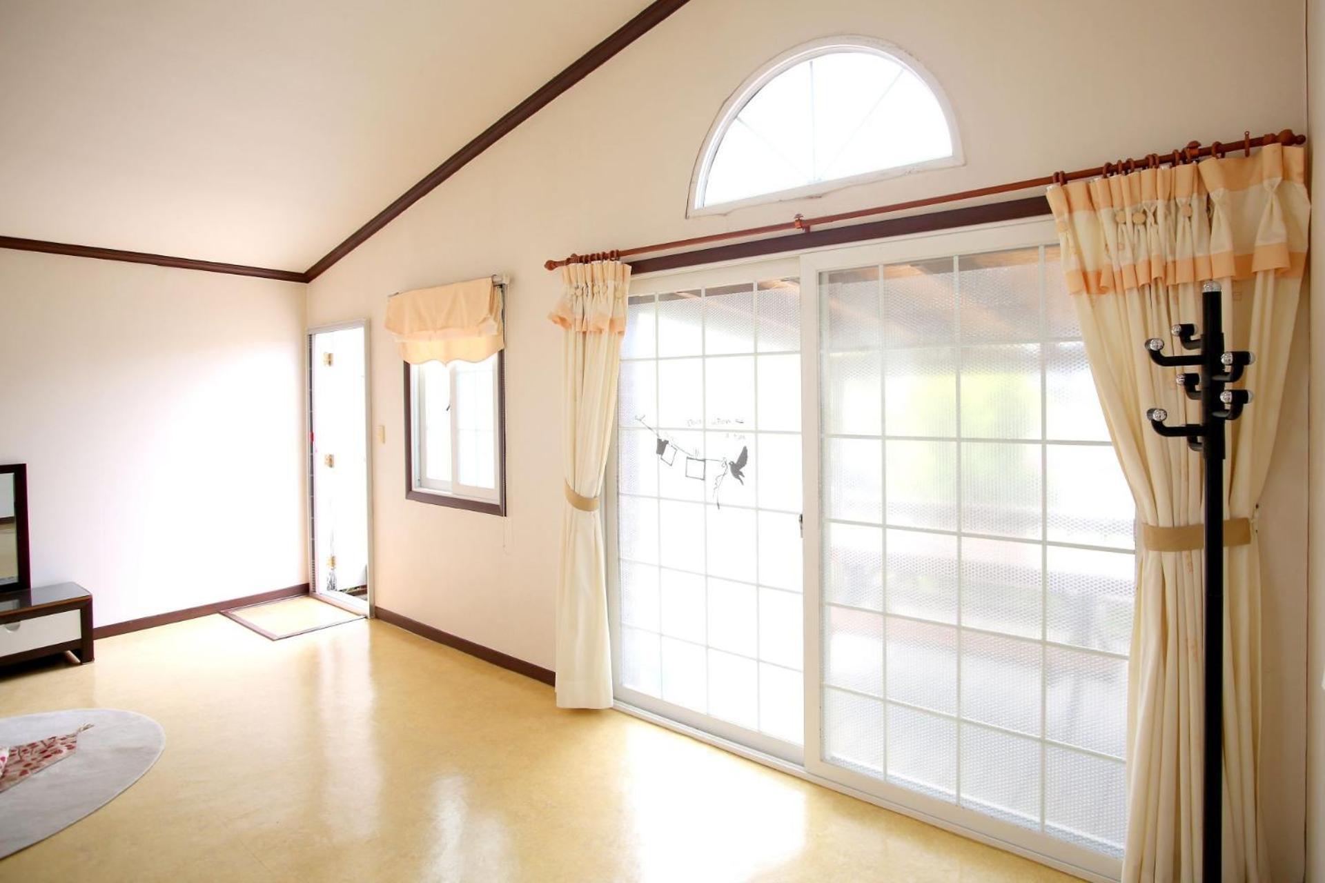 Memories Of Taean Sunset Pension Exterior photo